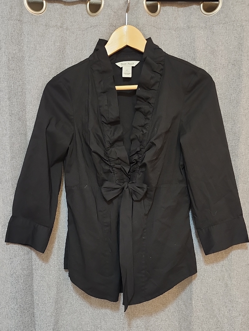 White House Black Market Black Shirt - Size 6